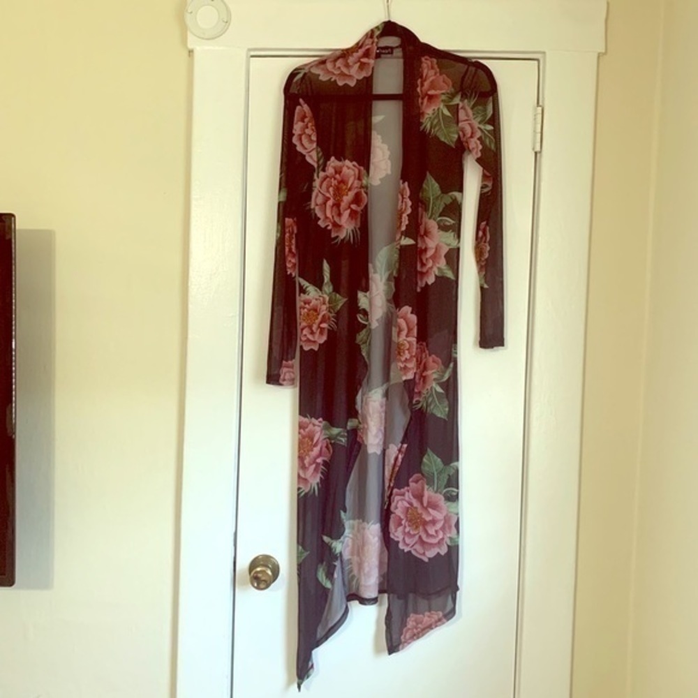 Derek heart Sheer Black Floral Kimono size Small